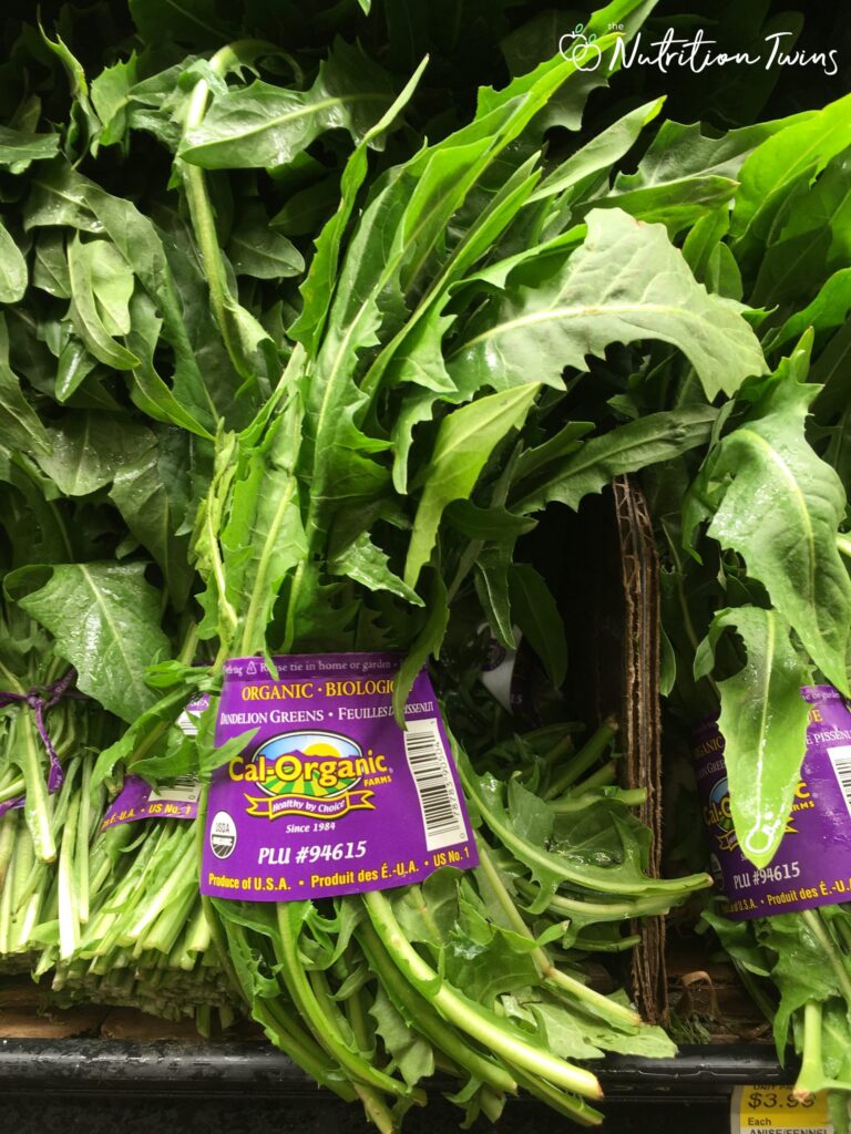 5 Best Leafy Greens, According to Dietitians