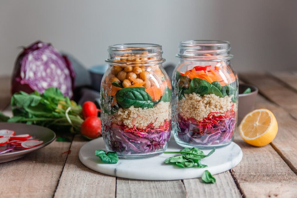 5 Mason Jar Salad Recipes for Healthy Lunches All Week Long