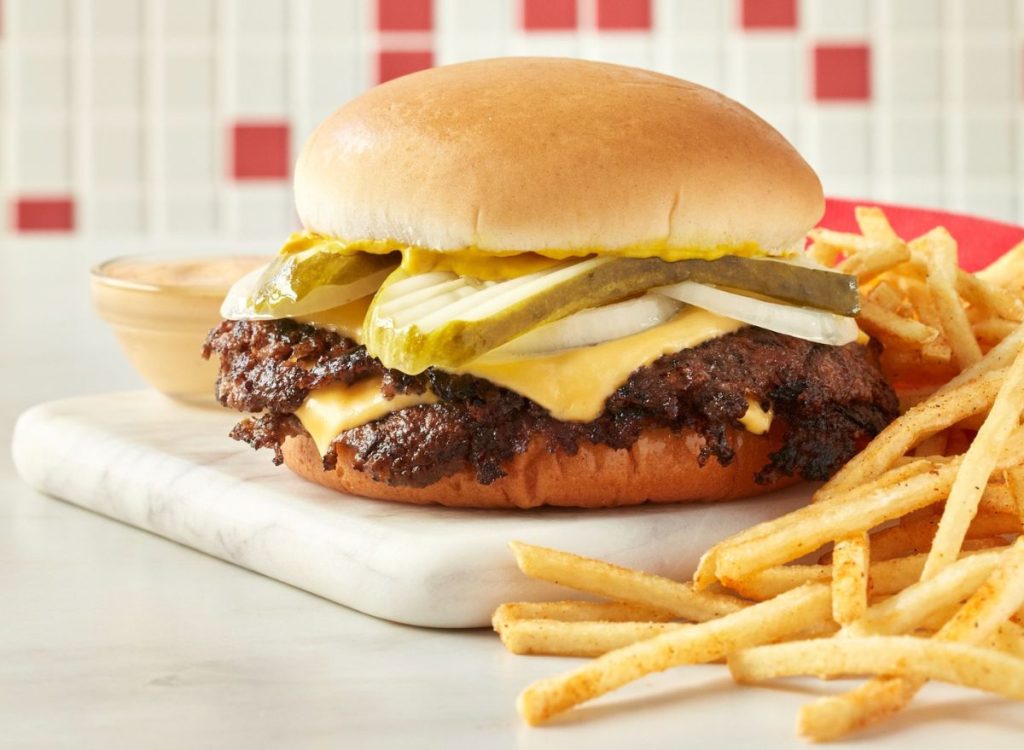5 Fast-Food Chains That Serve the Most Authentic Steakburgers