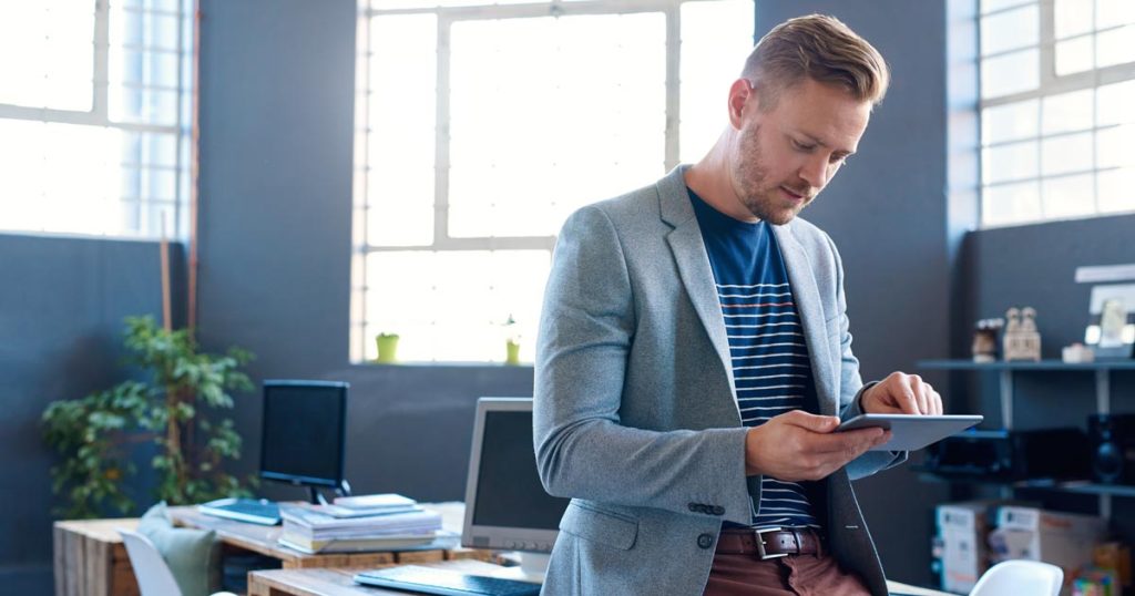 How to Dress for Work in 2023