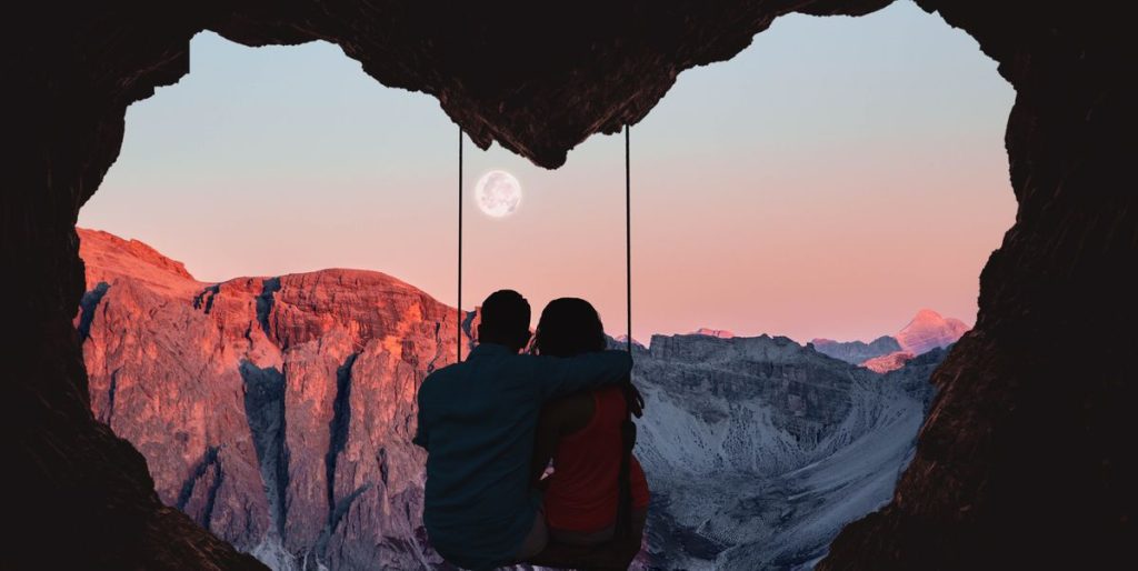 Moon Sign Compatibility For Relationships, Per Astrologers