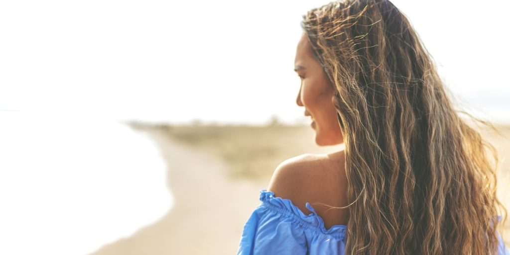 7 Best Hair Wavers Of 2023 For TikTok's Mermaid Hair Trend