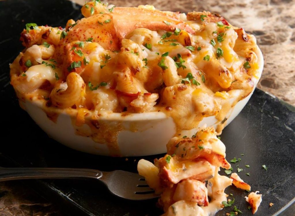 9 Restaurant Chains That Serve the Best Lobster Mac & Cheese