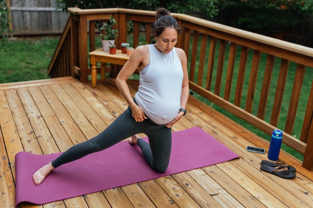 Ground Get Ups: How To Do It and Benefits Ground Get Ups: How To Do It and Benefits