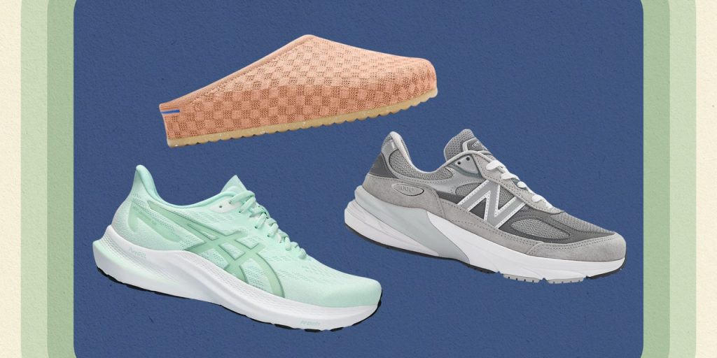 11 Best Walking Shoes for Wide Feet | 2024 Picks