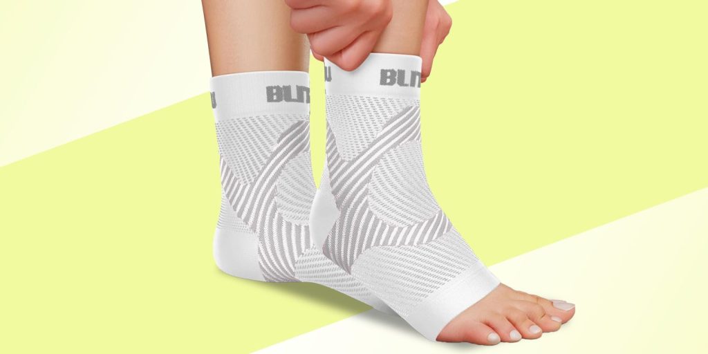 A Podiatrist Told Me Blitzu’s $10 Compression Socks Soothe Feet A Podiatrist Told Me Blitzu's $10 Compression Socks Soothe Feet