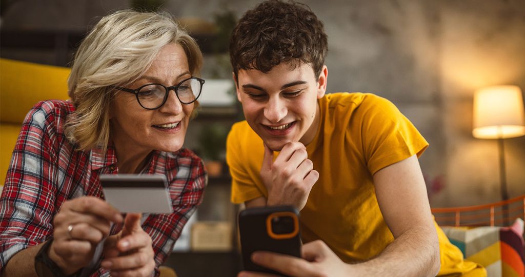 How to Help Your Teen Build Good Credit Early How to Help Your Teen Build Good Credit Early