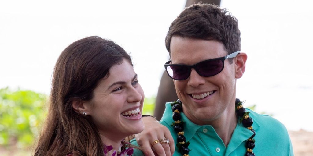 5 Signs Your Partner Is a ‘Mama’s Boy,’ According to Relationship Experts