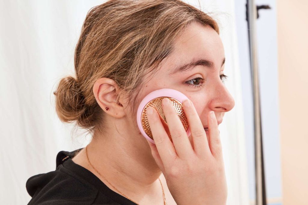 The 10 Best Light Therapy Masks of 2025, Tested