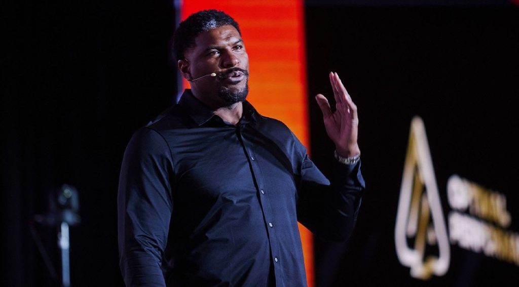Julius Thomas Speaks His Mind When It Comes to Peak Performance